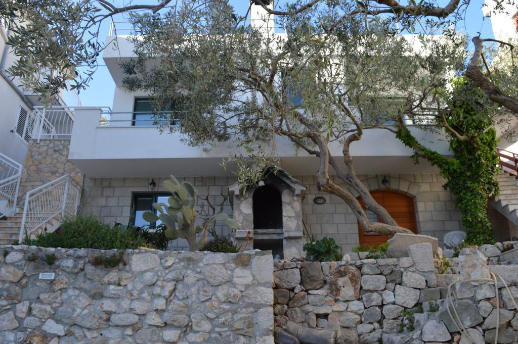 Apartments Majstrovic Zivogosce Bagian luar foto